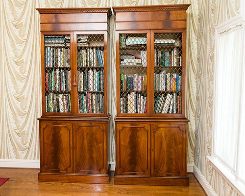 4368568: Pair of George III Style Mahogany Bookcases, 20th Century C8GAJ