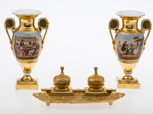 4419930: Pair of Paris Porcelain Urns and a Gilt-Metal Inkwell, 19th Century T8KBF