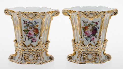 4420012: Pair of Gilt and Floral Decorated Porcelain Vases, 19th Century T8KBF