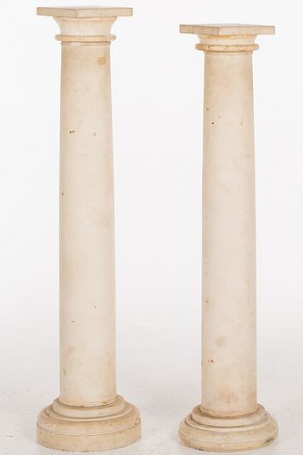 4420090: Two Similar Marble Columnar Pedestals T8KBJ