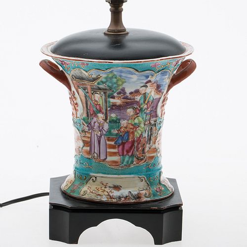4269623: Chinese Export Porcelain Vase, 18th Century, Now Mounted as a Lamp E1REC
