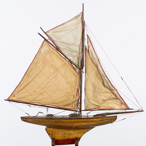 4285901: Vintage Pond Yacht with Stained Hull and Red Tipped Painted Keel E1REJ