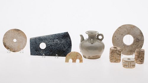 4285955: 8 Chinese Hardstone and Ceramic Articles, 20th Century E1REC