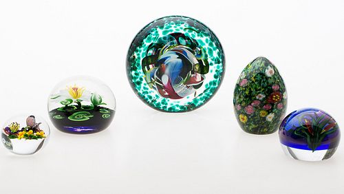4058292: Group of 5 Floral Paperweights E7RDF