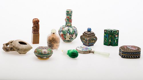 4058367: 10 Asian Glass, Stone and CloisonnÃ© Articles Including
 2 Snuff Bottles E7RDC
