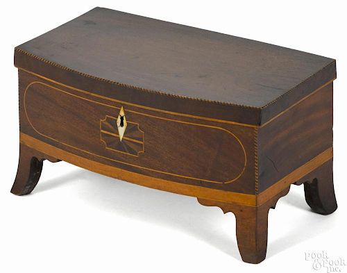 Hepplewhite mahogany bowfront dresser box, ca. 1800, with line and barberpole inlays