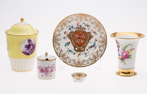 3984892: 5 Miscellaneous Pieces of Meissen Porcelain, 19th Century and Later E6RDF