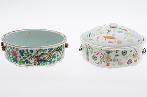 3984898: Two Chinese Porcelain Serving Dishes E6RDC