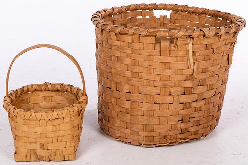 5409064: Two Large Woven Baskets E7RDJ