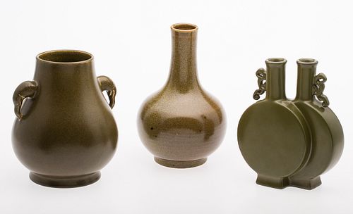 3863081: 3 Chinese Tea Dust Vases E4RDC