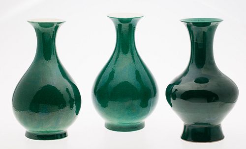 3863297: 3 Green Glazed Porcelain Vases E4RDC