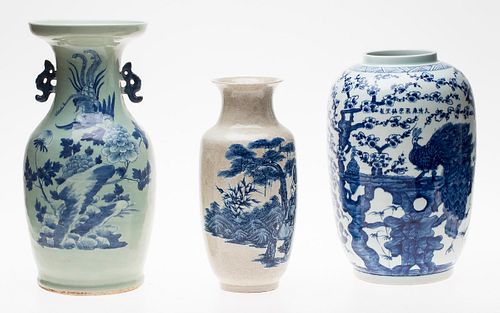 3876614: 3 Chinese Underglaze Blue Decorated Porcelain Vases, Modern E4RDC
