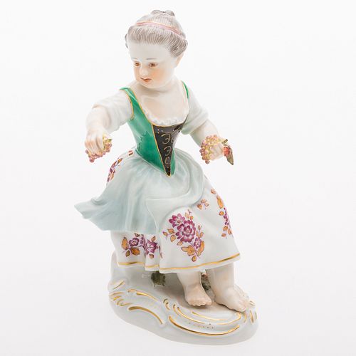 3753356: Meissen Porcelain Figurine of a Little Girl Holding Grapes E3RDF