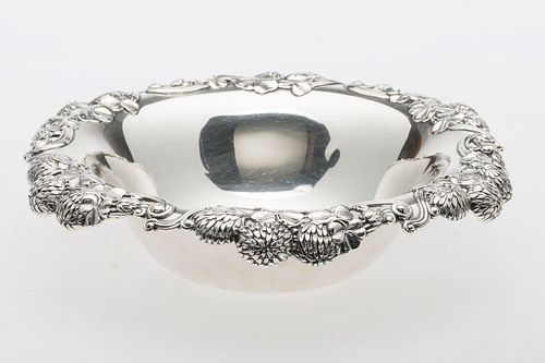 3753404: Tiffany Sterling Silver Bowl with Chrysanthemum Border E3RDQ