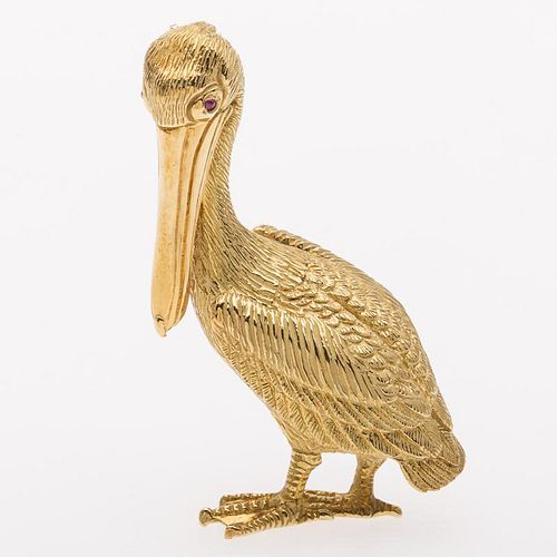 3753637: 18K Pelican Pin with Ruby Eyes E3RDK