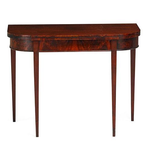 FEDERAL STYLE MAHOGANY GAME TABLE