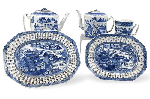 Group of Chinese Export B & W Plate, Teapot,18th C
