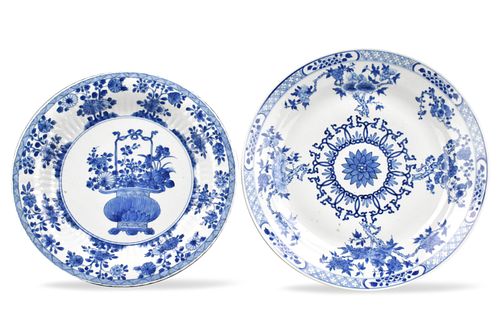 2 Chinese Blue & White Floral Chargers, Kangxi P.