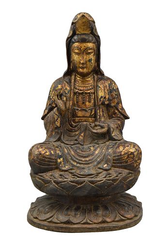 Chinese Gilt Lacuqered Wood Guanyin Figure,Qing D.