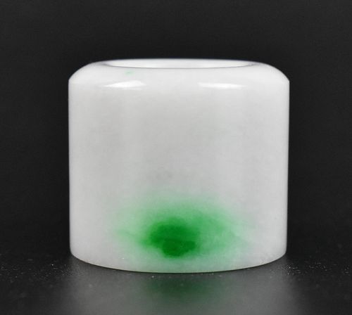 Chinese Jadeite Archer's Ring, Qing Dynasty