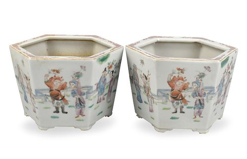 Pair Of Chinese Famille Rose Flowerpots,20th C.