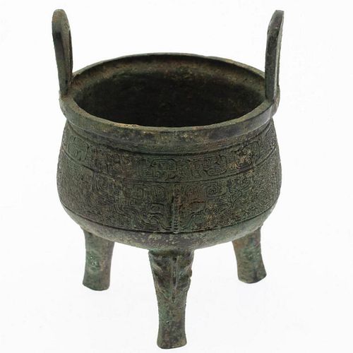 Late Shang Dynasty Style Chinese Bronze Vessel, 20th C