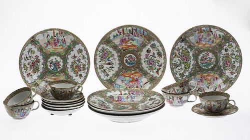 18 Pieces of Chinese Famille Rose Porcelain