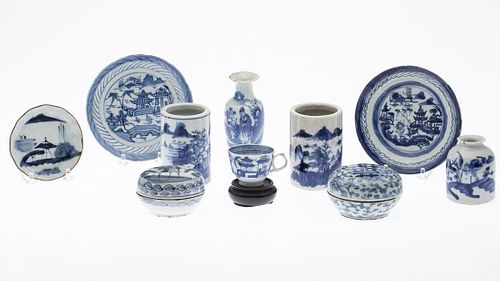 10 Chinese Blue and White Porcelain Articles