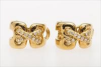3776695: Pair of 18K Gold and Diamond Earrings E3RDK
