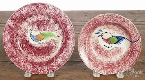 Red spatter peafowl dish, 19th c., 5 1/2'' dia., together with a plate, 6 1/2'' dia.