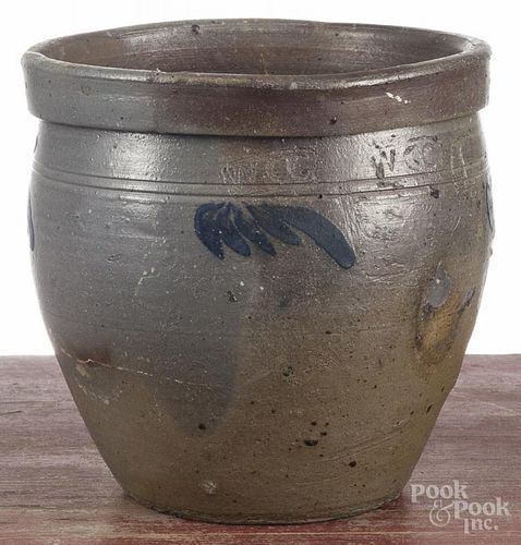 Mid-Atlantic one-and-a-half-gallon stoneware crock, 19th c., with foliate spray decoration