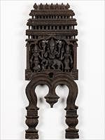 5565369: Hindu Temple Carving of Ganesh E9VDC