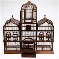 5493365: Wirework and Wood Birdcage E8VDJ