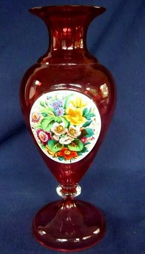 BEAUTIFUL CRANBERRY GLASS BOHEMIAN VASE WITH FLORAL