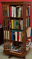 5085401: Arts and Crafts Style Oak Revolving Bookcase EL2QJ