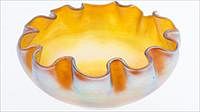 5226884: Tiffany Favrile Glass Ruffled Bowl EL4QF
