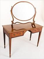 5226817: George III Style Desk/Dressing Table, 19th Century
 and an Associated Swiveling Mirror EL4QJ