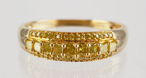9K Gold and Yellow Diamond Ring