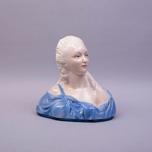 Busto de dama. SXX. Elaborado en cerámica vidriada y policromada. 33 cm de altura.