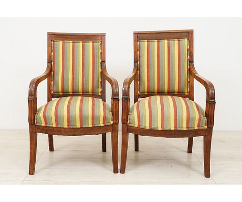 PAIR OF FRENCH BERGERE'S