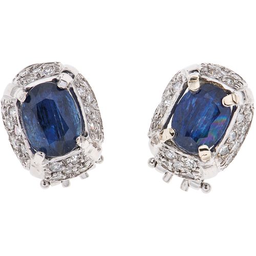 PAIR OF EARRINGS WITH IOLITES AND DIAMONDS IN 14K WHITE GOLD Oval cut iolites ~4.40 ct, Brilliant and 8x8 cut diamonds ~1.10 ct | PAR DE ARETES CON IO