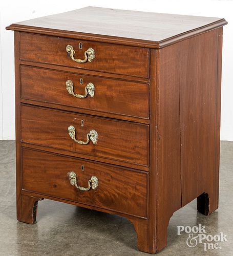 Diminutive mahogany chest of drawers