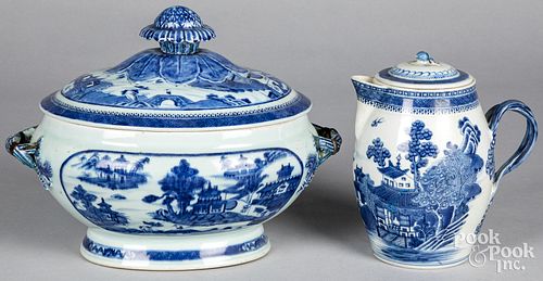 Chinese export Nanking tureen and cider pitcher
