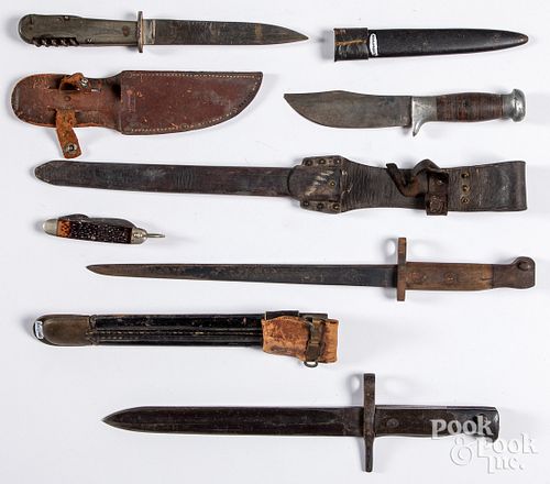 Group of edged weapons