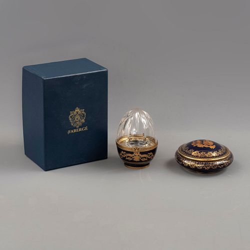 Lote de huevo para caviar y alhajero. Francia, SXX. Elaborado en cristal Fabergé y porcelana Limoges. Piezas: 2.