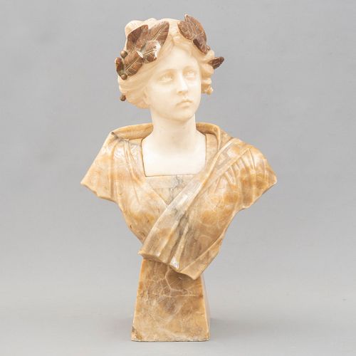 Busto de Safo de Lesbos. Elaborado en mármol y ónix. 52 cm de altura