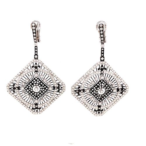 18K Diamond Rhombus Shape Earrings 