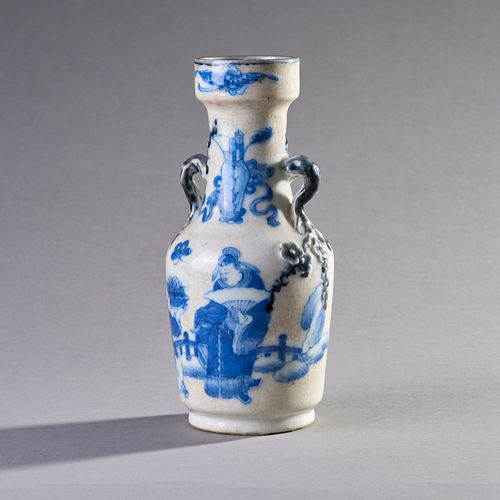 Chinese Blue & White Glaze Vase