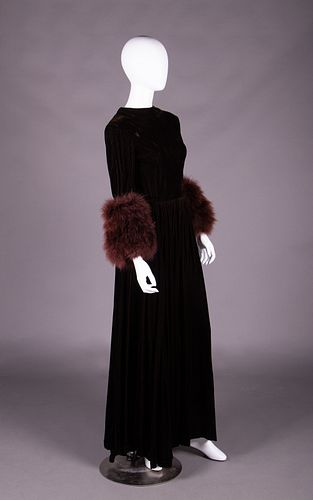 VELVET & MARABOU HOSTESS DRESS, 1960s