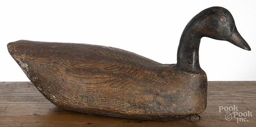 Carved and painted Canada goose decoy, early 20th c., 24 1/2'' l.
